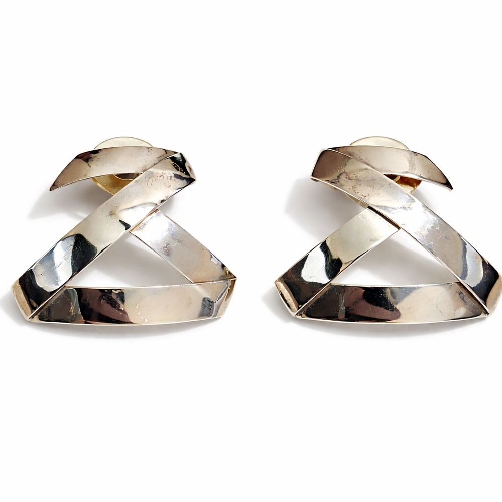 Sandy Baker SYB Sterling Silver Ribbon Earrings
